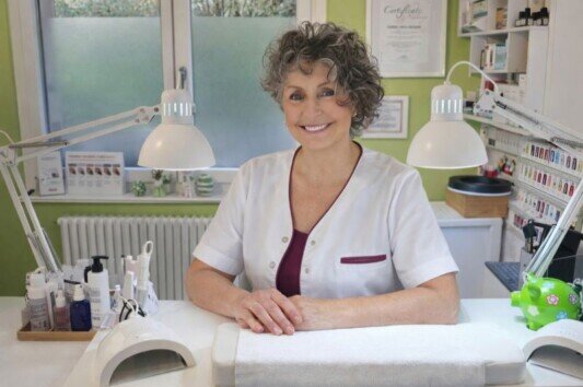 La Bellaposa Maniküre in Schmitten